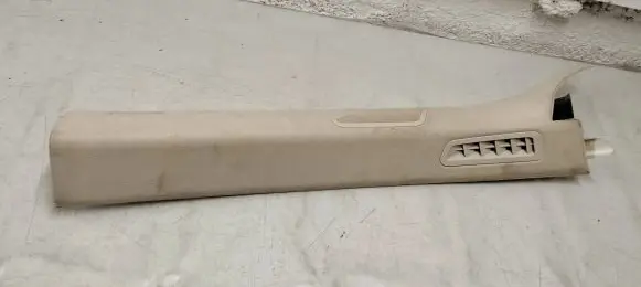 Maserati Levante (A) pillar trim 6700485680