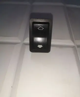 BMW 7 E38 Electric window control switch 8368932
