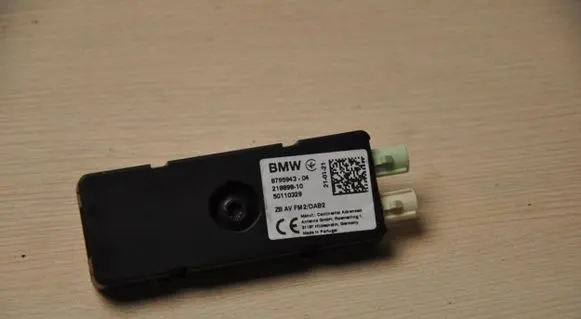 BMW 2 F44 Aerial antenna amplifier 8795943
