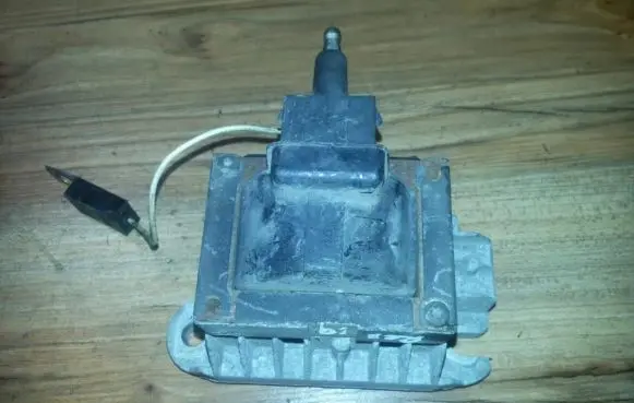 Renault 19 High voltage ignition coil 7700732263