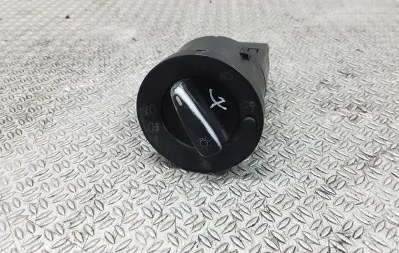 Skoda Octavia Mk1 (1U) Light switch 1U0941531A