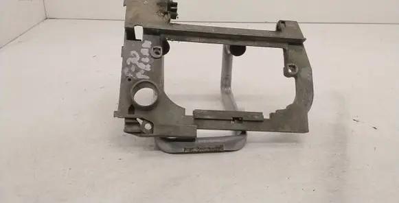 Front door exterior handle/bracket