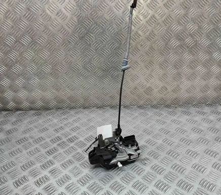 Volvo XC90 Coupe door lock (next to the handle) 31349894