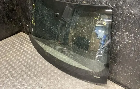 BMW i4 Front windscreen/windshield window