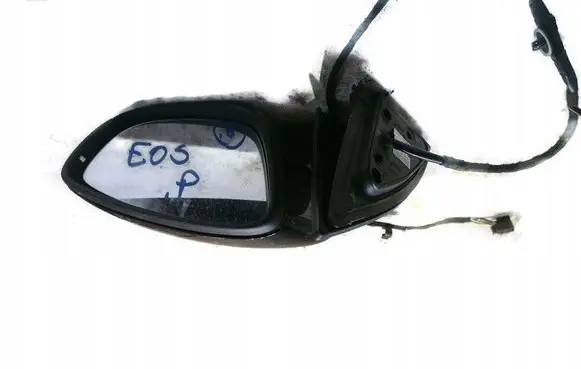 Volkswagen Eos Front door electric wing mirror