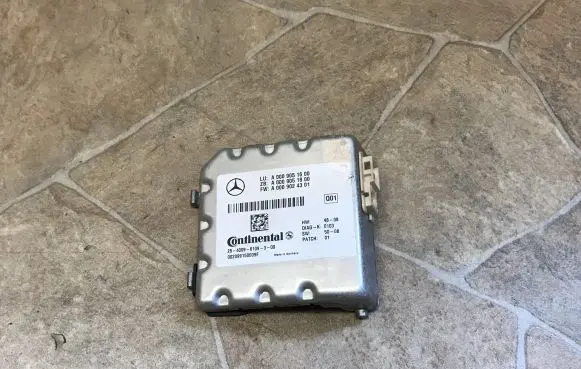 Mercedes-Benz E W212 Windshield/windscreen camera A0009051600