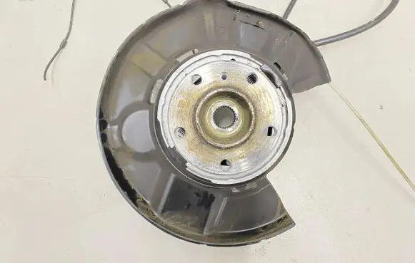 BMW 4 F32 F33 Rear wheel hub 6797508