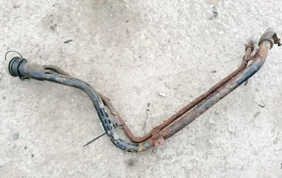 Mazda 6 Fuel tank filler neck pipe 