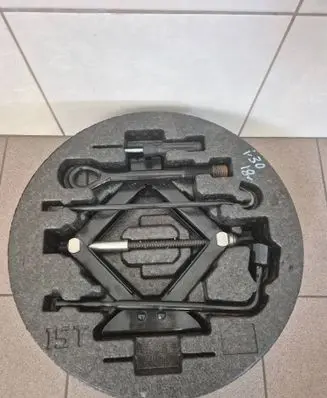 Hyundai i30 Tool set 09149G4000