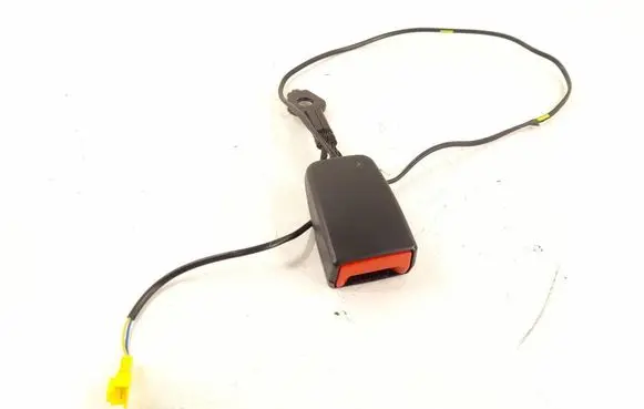 Mercedes-Benz C W204 Front seatbelt buckle 2048602469 2048600269