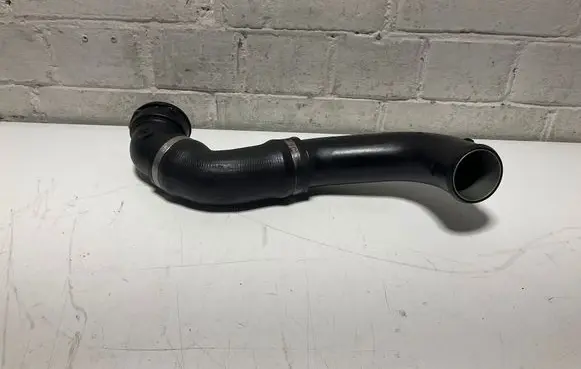 BMW 5 E60 E61 Intercooler hose/pipe 7600010 14032710