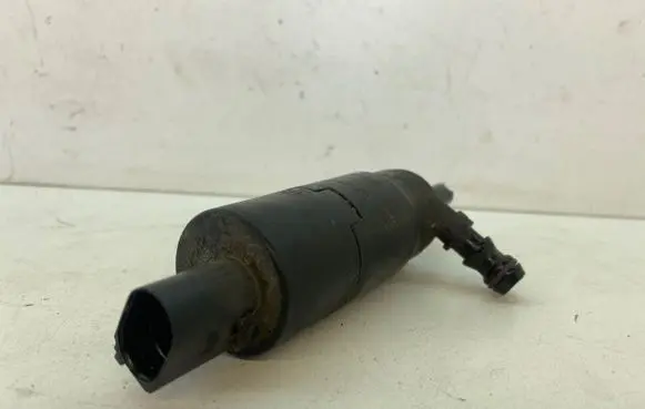 Volkswagen Golf VI Headlight washer pump 3B7955681