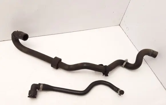 BMW 5 E60 E61 Engine coolant pipe/hose 64216910758 6910758 17127799747