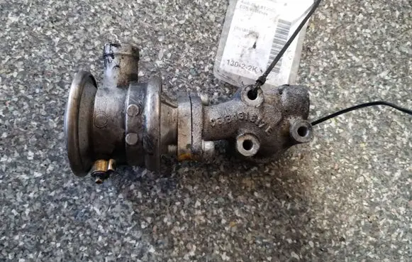 Audi A4 S4 B5 8D EGR valve 06B131101C