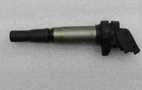 High voltage ignition coil