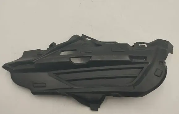 Volvo XC60 Front bumper lower grill 32234969LH