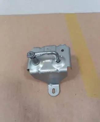 Volkswagen Tayron I Engine bonnet/hood lock/latch loop/hook 57N823186