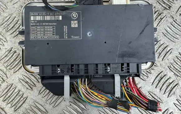 BMW 5 F10 F11 Light module LCM 9383694