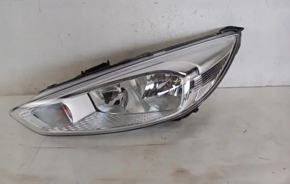 Ford Focus Headlight/headlamp F1EB-13W030-AD