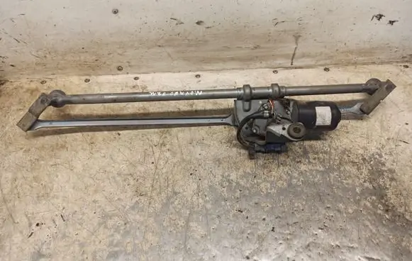 Opel Movano A Front wiper linkage and motor