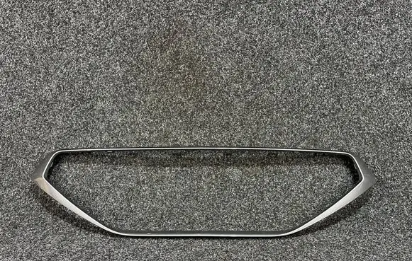Cupra Formentor Front bumper upper radiator grill 5FF853643