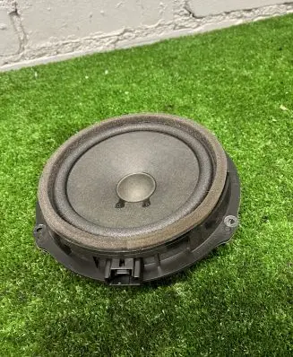 Ford Focus Front door speaker aa6t18808aa