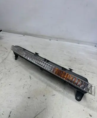 Audi Q7 4L Front indicator light 4L0953042A 89313141
