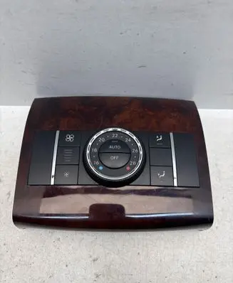 Mercedes-Benz R AMG W251 Climate control unit A1648700189 03420860