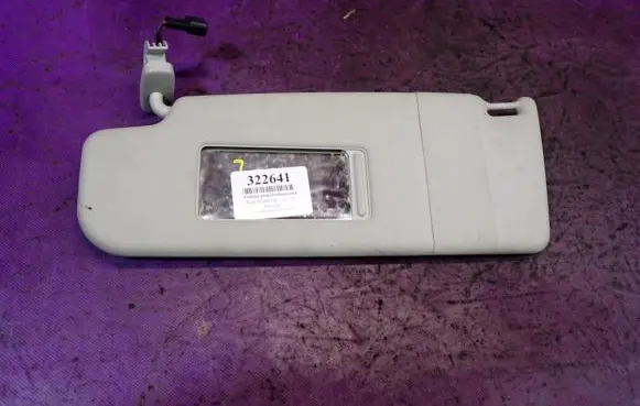 Seat Toledo III (5P) Sun visor 6Q0857551F