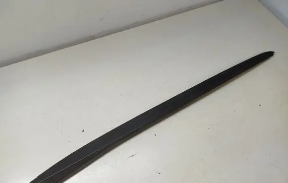 Windshield trim