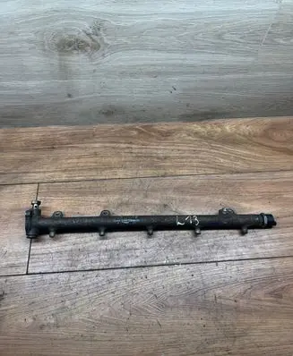 Mercedes-Benz E W211 Fuel main line pipe A6120700095