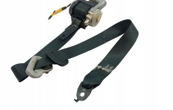 Mazda CX-9 Front seatbelt