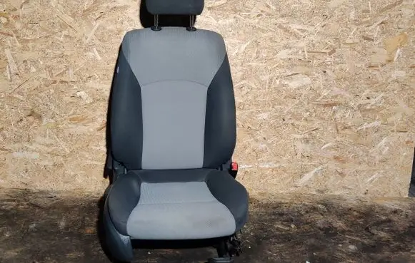 Chevrolet Cruze Front passenger seat 