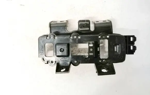Mercedes-Benz C W204 Front door window switch trim 172866