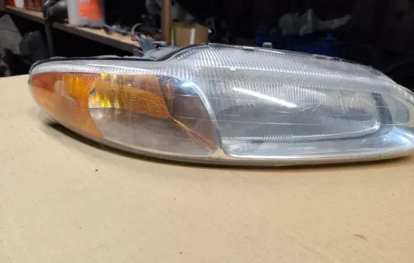 Chrysler Sebring (FJ - JX) Headlight/headlamp 
