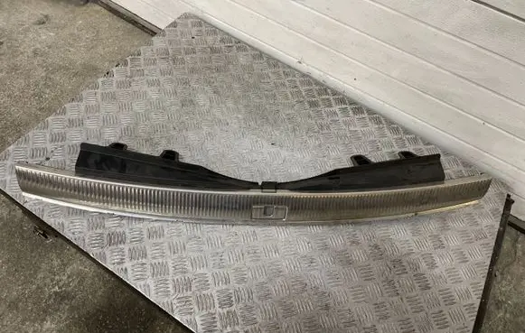 Audi Q7 4L Trunk/boot sill cover protection 4L0864483