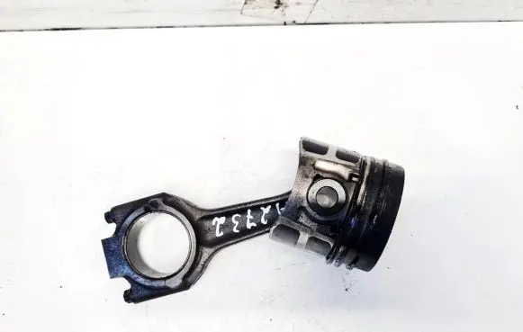 Ford Mondeo MK II Piston with connecting rod