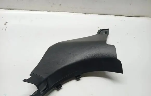 Mazda 3 III Rear sill trim cover BJS-68370