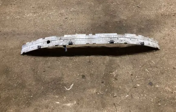 BMW 5 E60 E61 Front bumper cross member 7178080