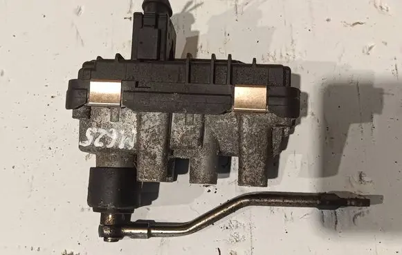 Opel Zafira C Turbine electric control actuator 8445720004 844572