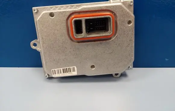 Volvo V50 Headlight ballast module Xenon 1307329115 1307329098 1307329121