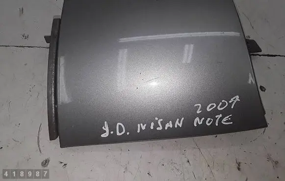 Nissan Note (E11) Rear/tail light trim molding 781289U01A