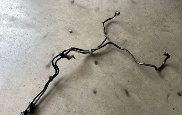 BMW 4 G22 G23 G24 G26 Gearbox oil cooler pipe/hose 8654894