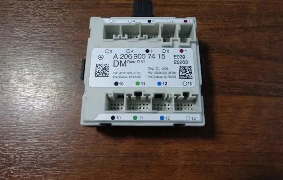 BMW M4 F82 F83 Door control unit/module A2069007415
