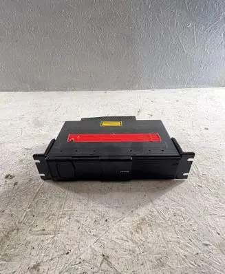BMW 1 E81 E87 CD/DVD changer 9181326