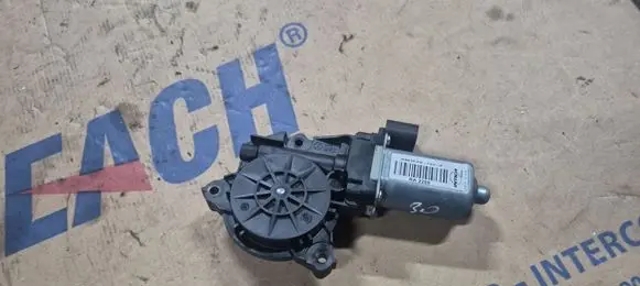 Alfa Romeo 159 Front door window regulator motor D2935P8