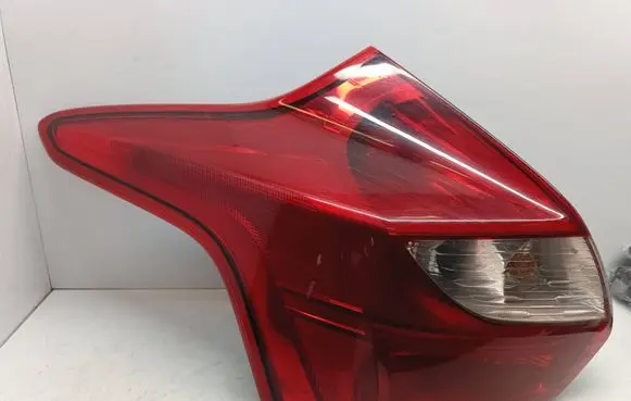 Ford Focus Rear/tail lights BM5113405A BM5113405B 0374D