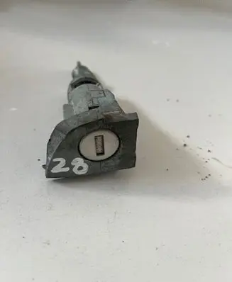 Volkswagen Golf VI Front door lock (next to the handle) 5K0837167A ZP541168A