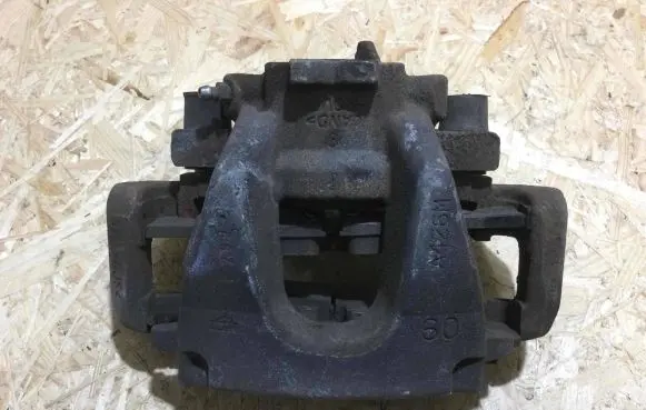 Jaguar F-Pace Front brake caliper GX732B302BA GX73-2B302-BA T2H22654
