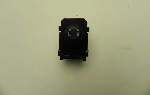 Subaru WRX Wing mirror switch 83061FJ010